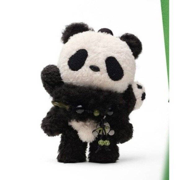 POP MART Skullpanda LAZY Panda Plush Doll Pendant LIMITED EDITION Green / Black - Picture 8 of 9